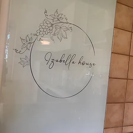 Izabella House