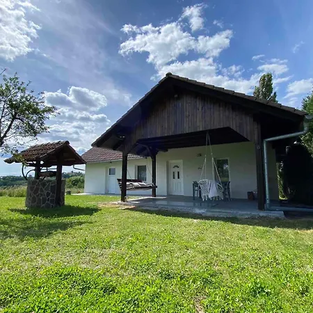 Izabella House